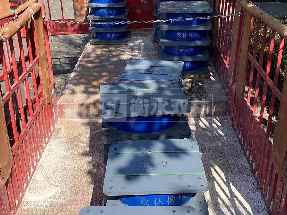 LRB橡膠隔震支座400(II型)廠家 LRB1300橡膠隔震支座廠家電話 抗震減震支座什么價格
