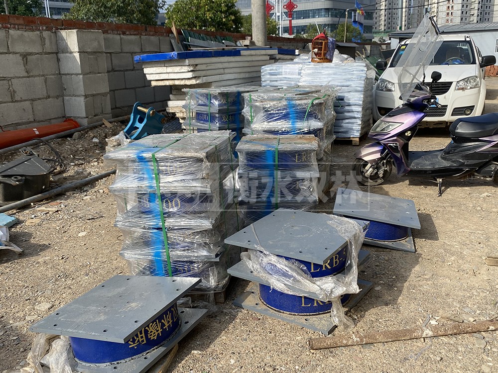 LNR1200橡膠支座生產加工 LNR1200隔震支座生產廠家 Y4Q鉛芯橡膠隔震支座源頭工廠